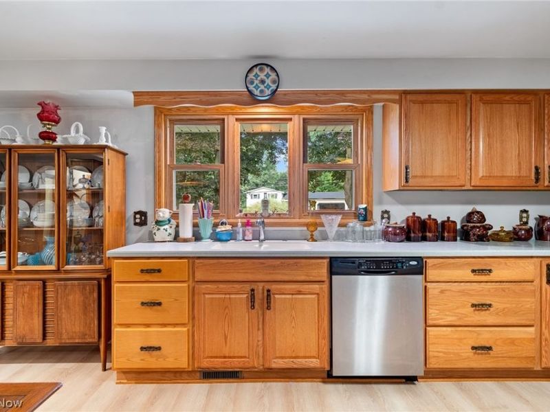 3625 Alpine Street NE, Canton, OH 44721 Photo 9