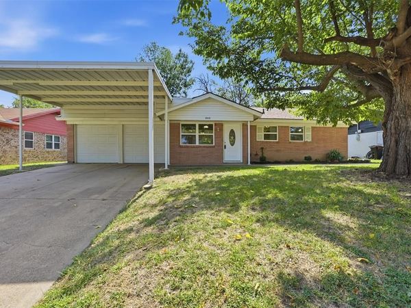 840 Crosby Avenue, White Settlement, TX 76108