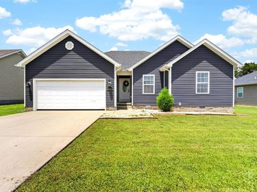 636 Red Maple Street, Bowling Green, KY 42101