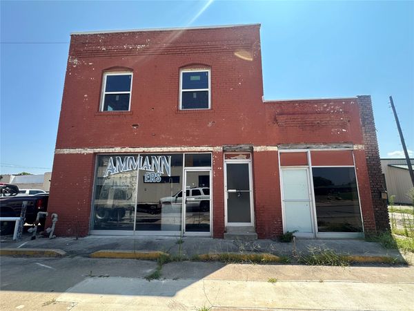 109 S Muskogee Avenue , Okmulgee, OK 74447