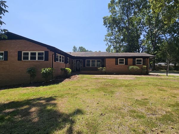 1305 Dana Drive, Dalton, GA 30720