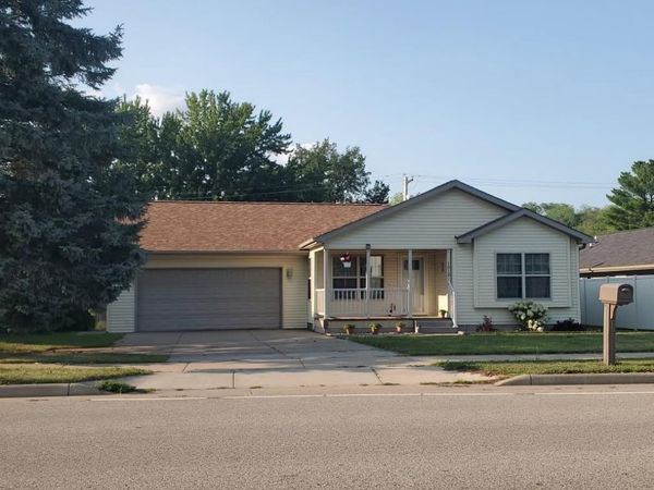 1012 Bartlett Avenue, Altoona, WI 54720