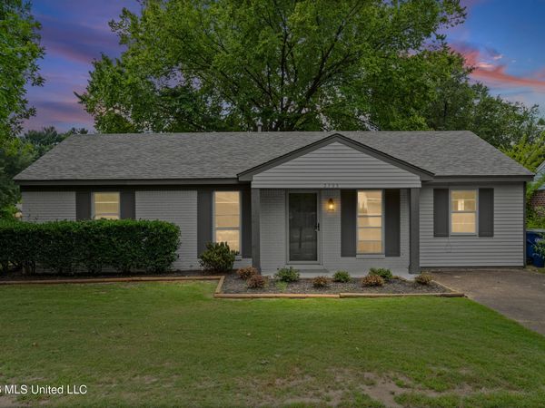 2793 Ashbriar Drive, Horn Lake, MS 38637