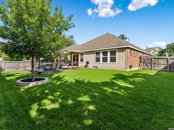 8512 REGUSCI GRV, Boerne, TX 78015