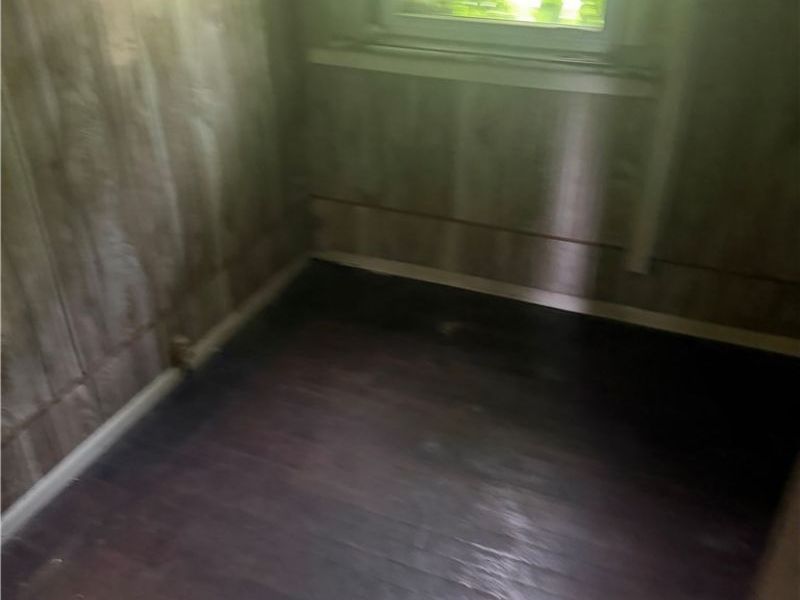 2183 E 31st Street , Cleveland, OH 44115 Photo 5
