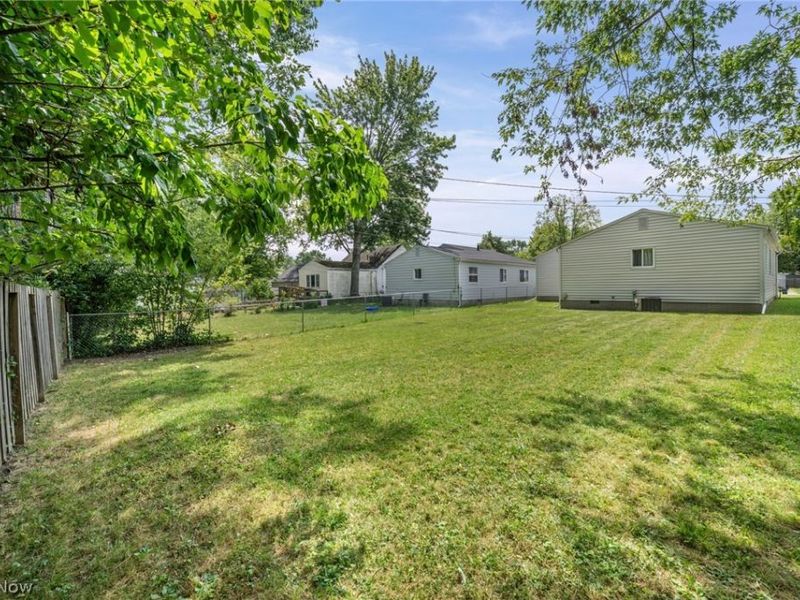 654 Wesley Drive, Berea, OH 44017 Photo 28