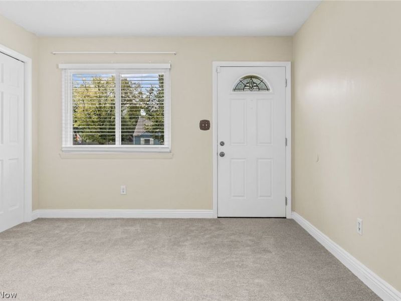 654 Wesley Drive, Berea, OH 44017 Photo 4