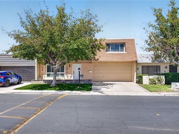 3831 Atlantis Street , Las Vegas, NV 89121