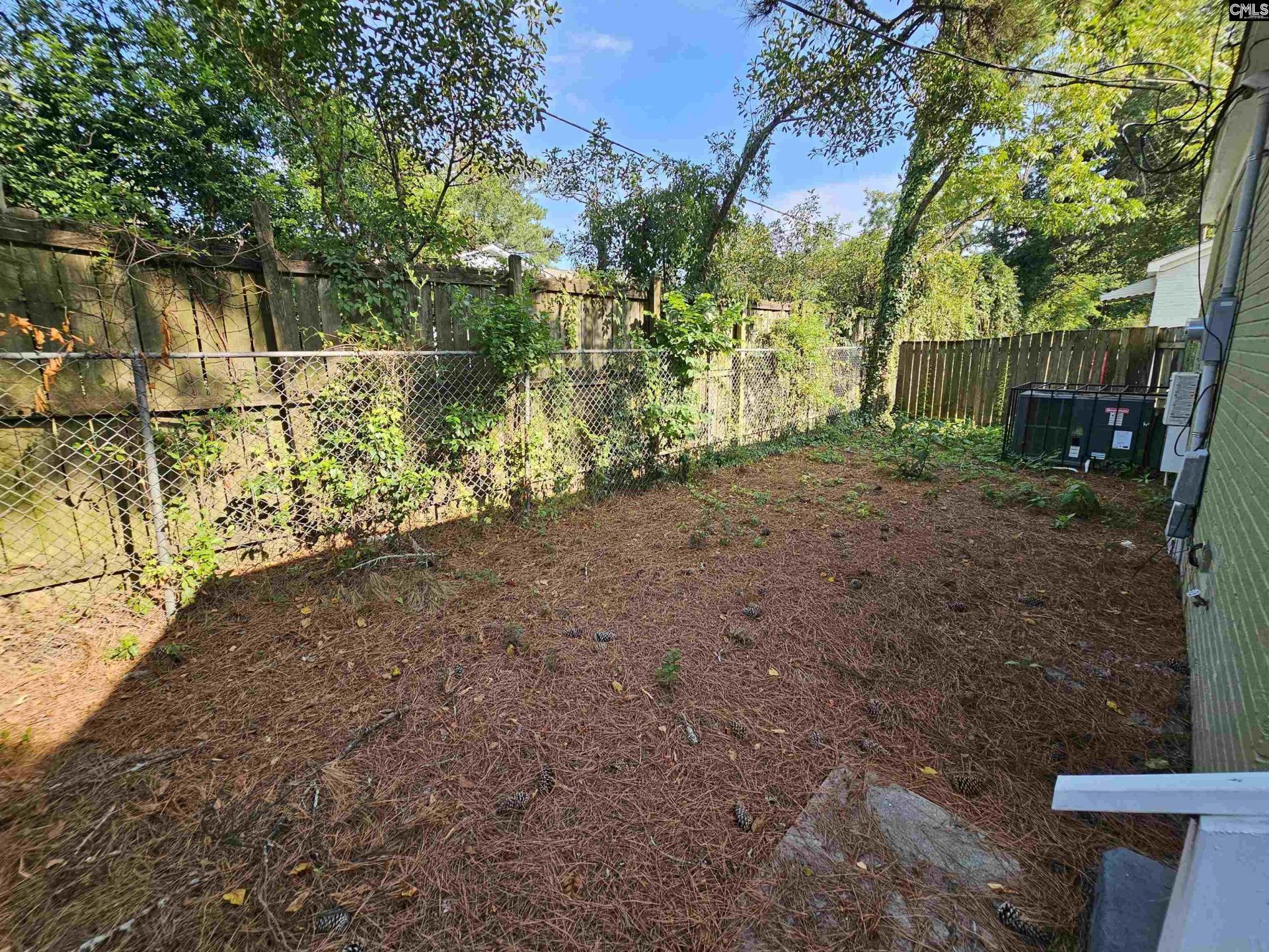 802 Kilbourne Road  Photo 17