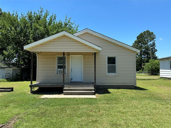 260 Walnut , Stratford, OK 74872