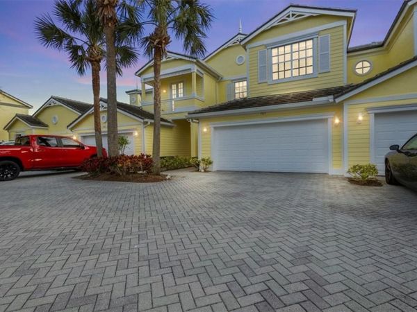 505 Mariner Bay Boulevard, Fort Pierce, FL 34949