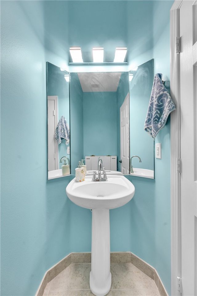 505 Mariner Bay Boulevard, Fort Pierce, FL 34949 Photo