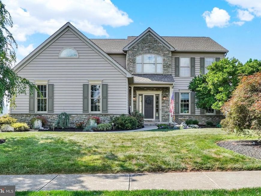 1345 Sterling Drive, York, PA 17404 Main Photo