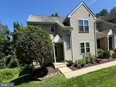 400 DERRY DRIVE, ASTON, PA 19014