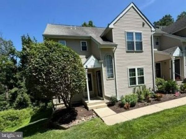 400 DERRY DRIVE, Unit 400, ASTON, PA 19014