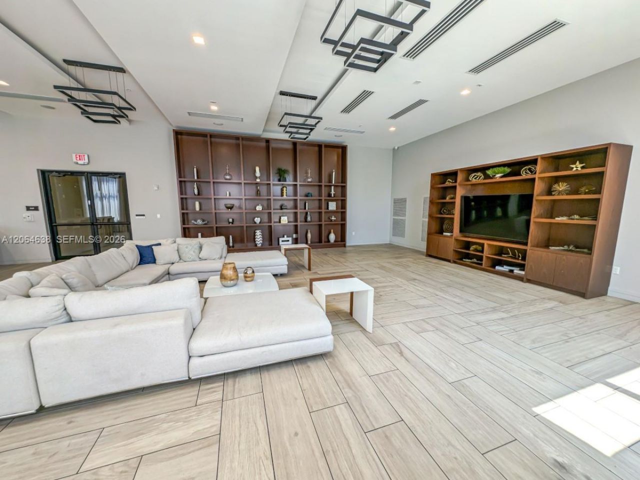 8723 NW 102nd Pl , Doral, FL 33178 Photo