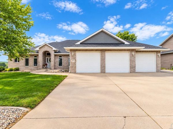 872 SPRINGBROOK DR, Hinton, IA 51024