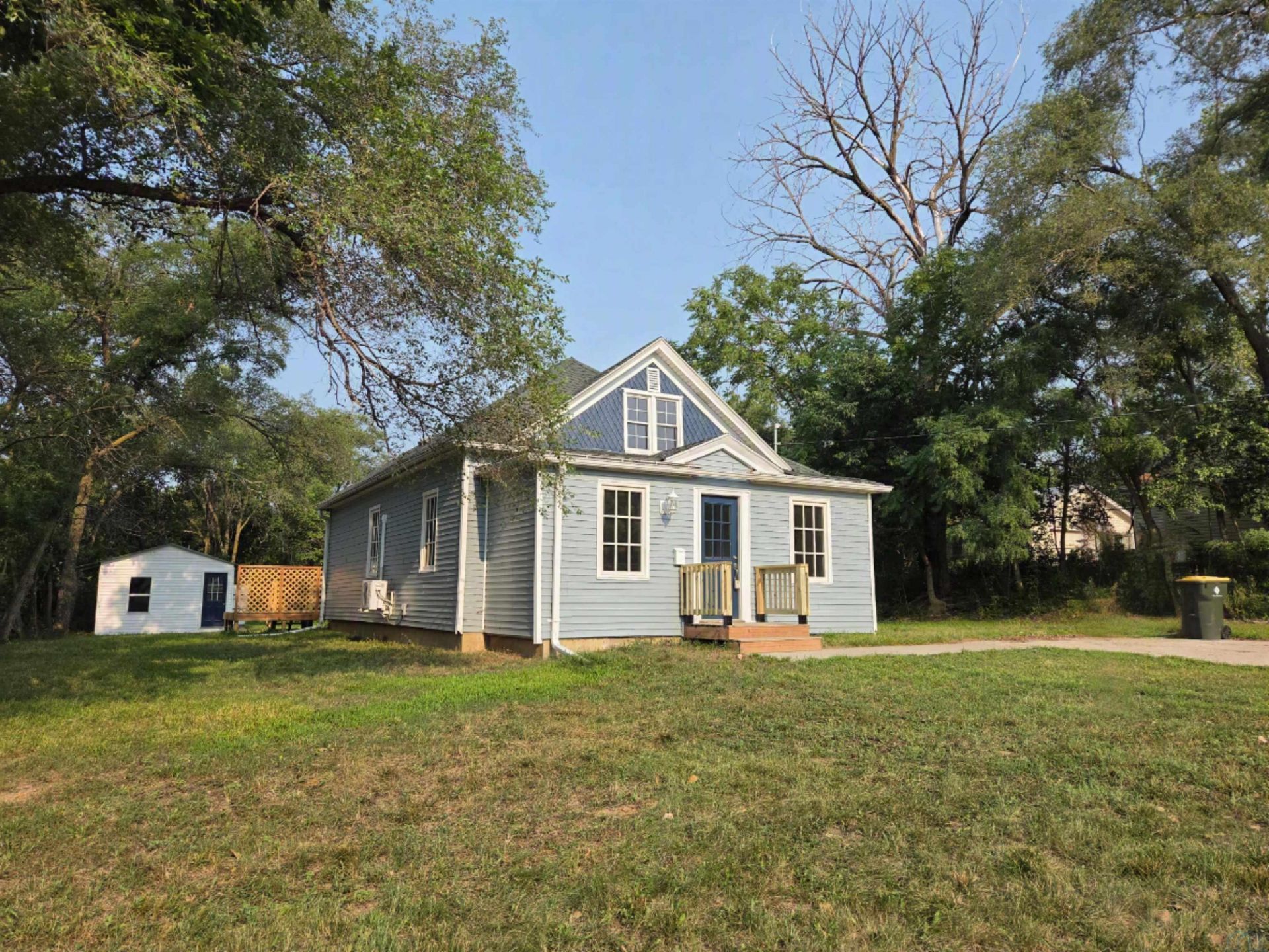 301 Logan St., Sioux City, IA 51105 Main Photo