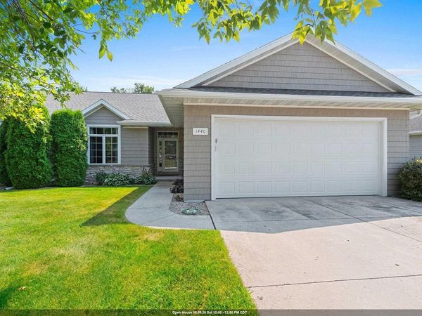 1440 RUSHMORE CIRCLE, De Pere, WI 54115