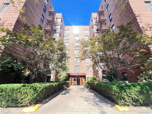 84-25 Elmhurst Avenue, Unit 1V, Elmhurst, NY 11373