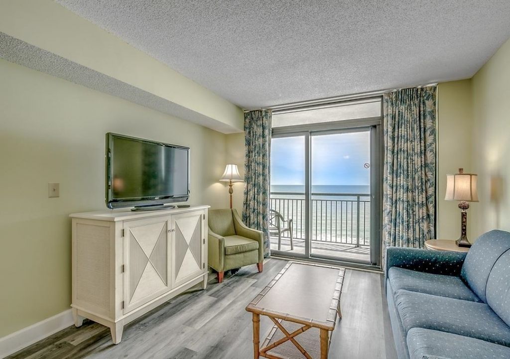 3000 N Ocean Blvd. Photo 2