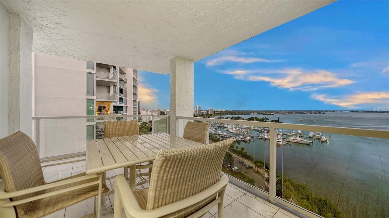 1111 N Gulfstream Avenue, Unit PH-C, Sarasota, FL 34236 Photo