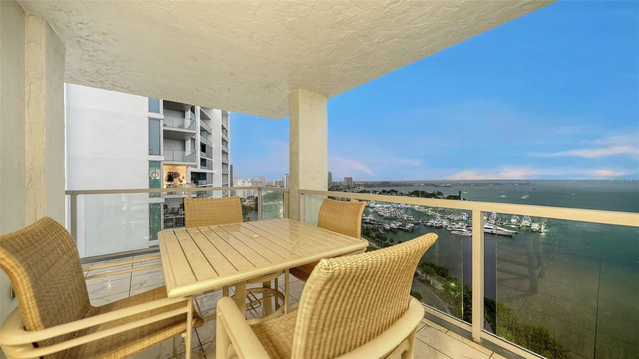 1111 N Gulfstream Avenue, Unit PH-C, Sarasota, FL 34236 Photo