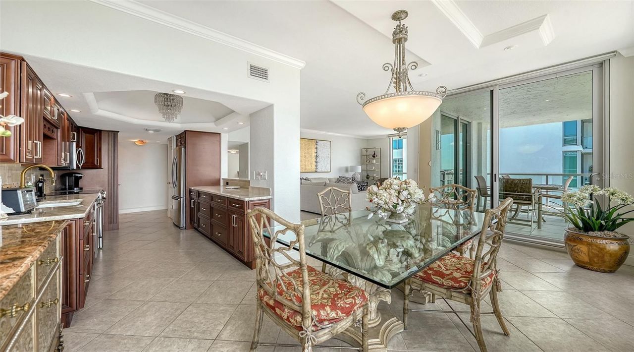 1111 N Gulfstream Avenue, Unit PH-C, Sarasota, FL 34236 Photo