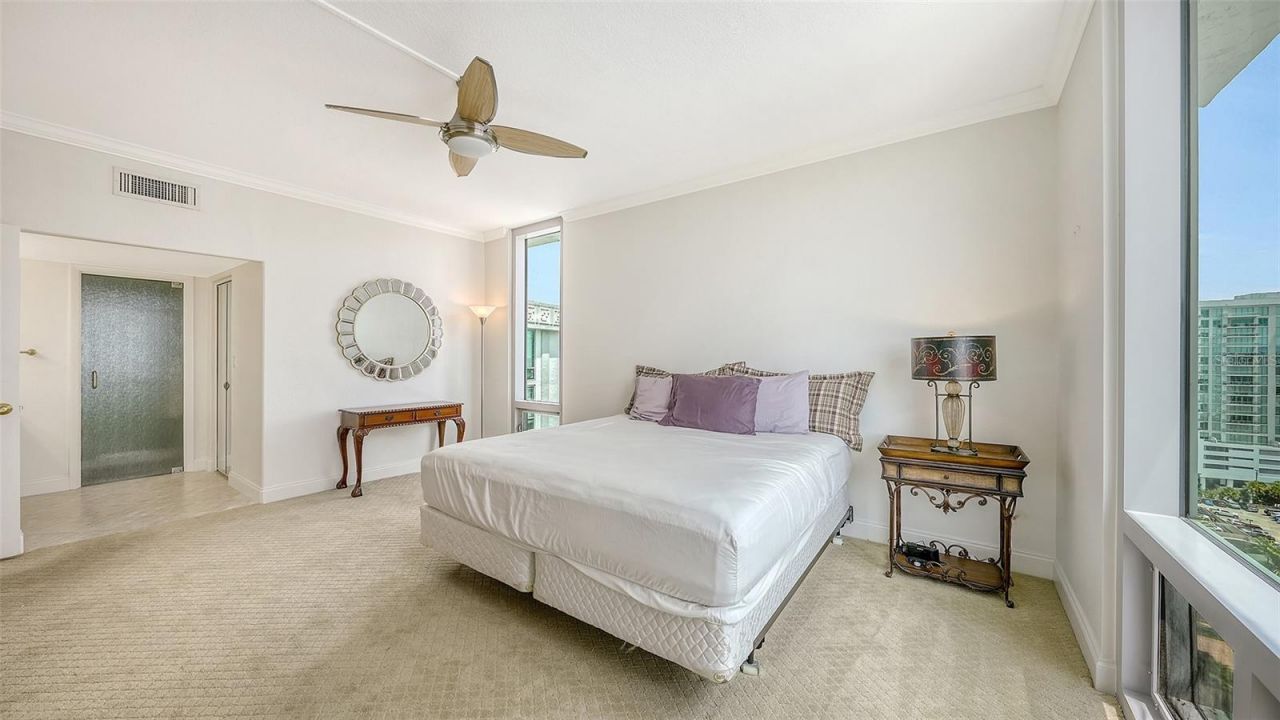 1111 N Gulfstream Avenue, Unit PH-C, Sarasota, FL 34236 Photo