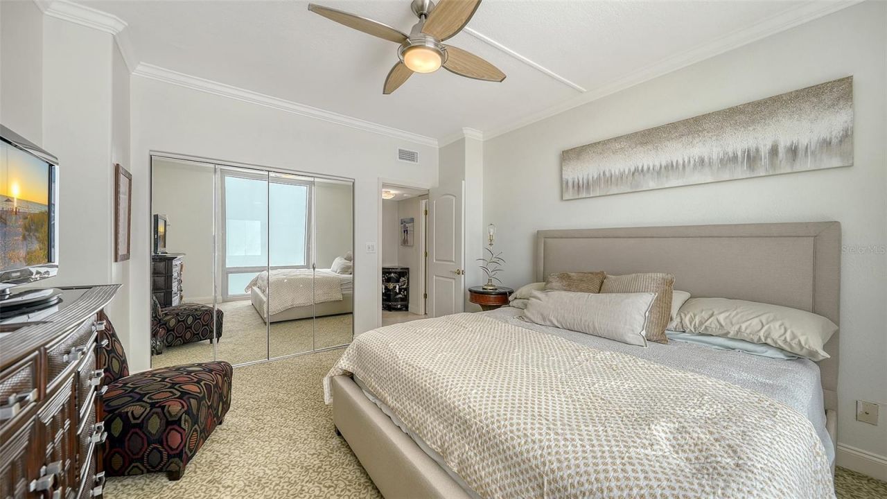 1111 N Gulfstream Avenue, Unit PH-C, Sarasota, FL 34236 Photo
