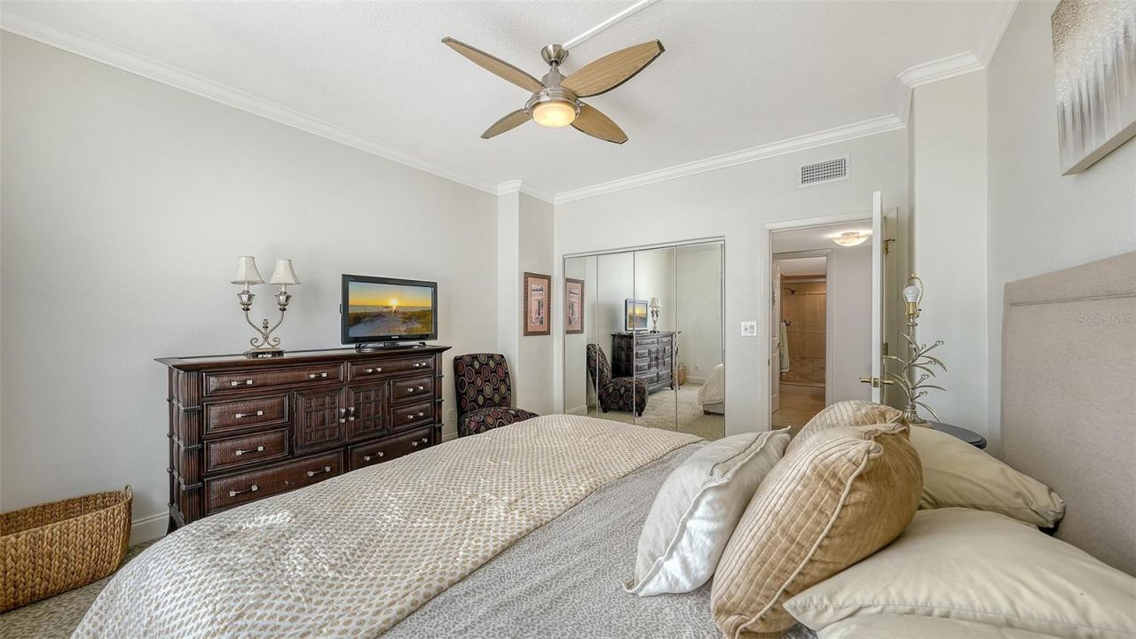 1111 N Gulfstream Avenue, Unit PH-C, Sarasota, FL 34236 Photo