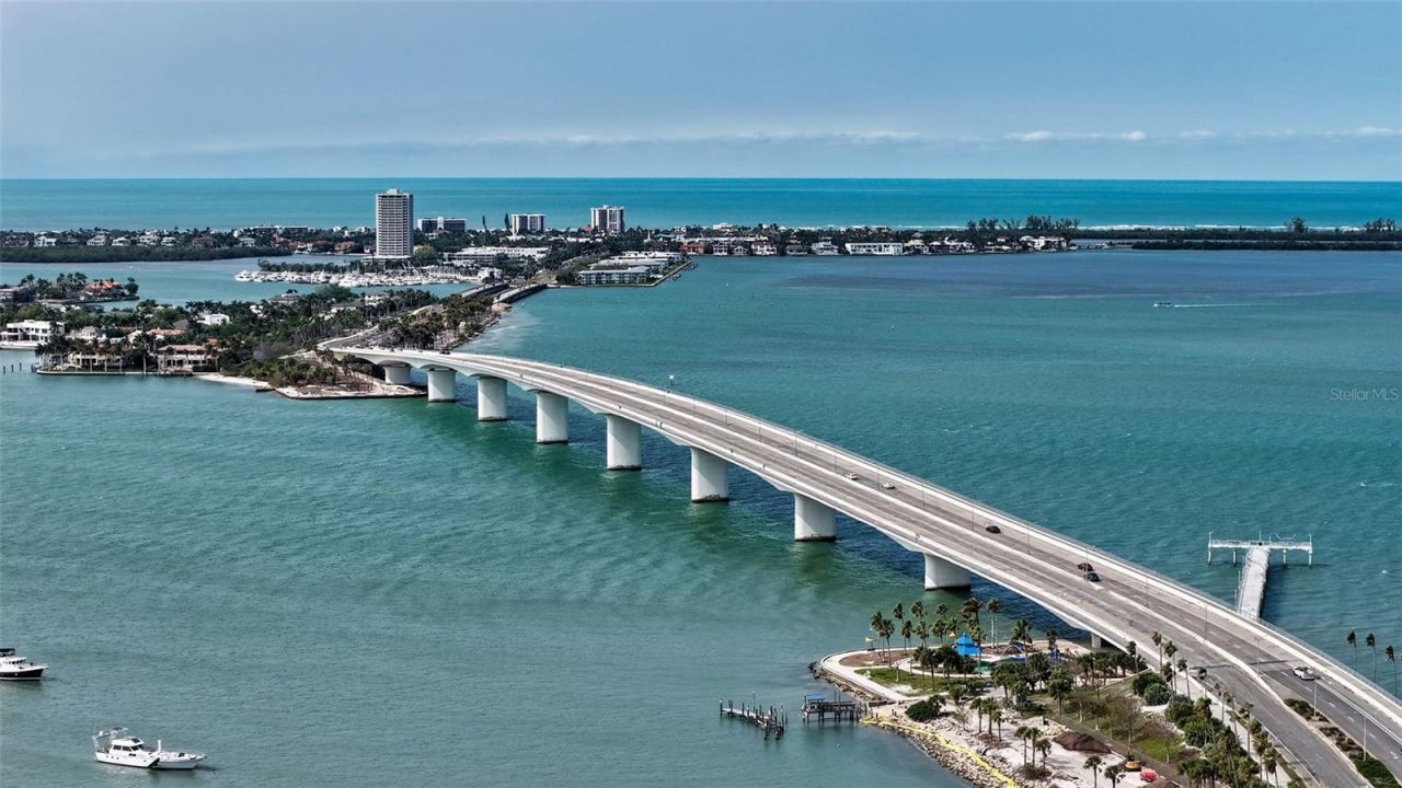 1111 N Gulfstream Avenue, Unit PH-C, Sarasota, FL 34236 Photo