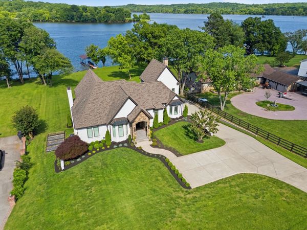 1167 Windsor Dr , Gallatin, TN 37066