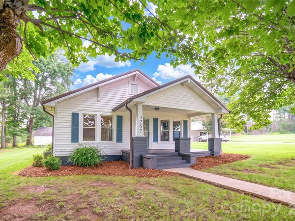1752 Bethel Road , Morganton, NC 28655