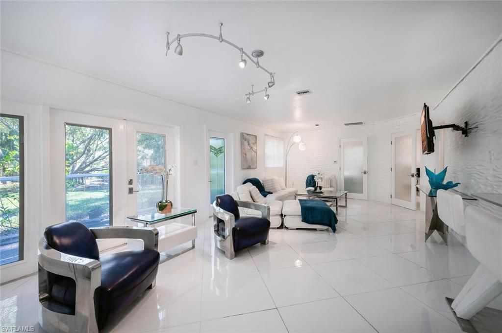 5940 English Oaks Ln , Naples, FL 34119 Photo