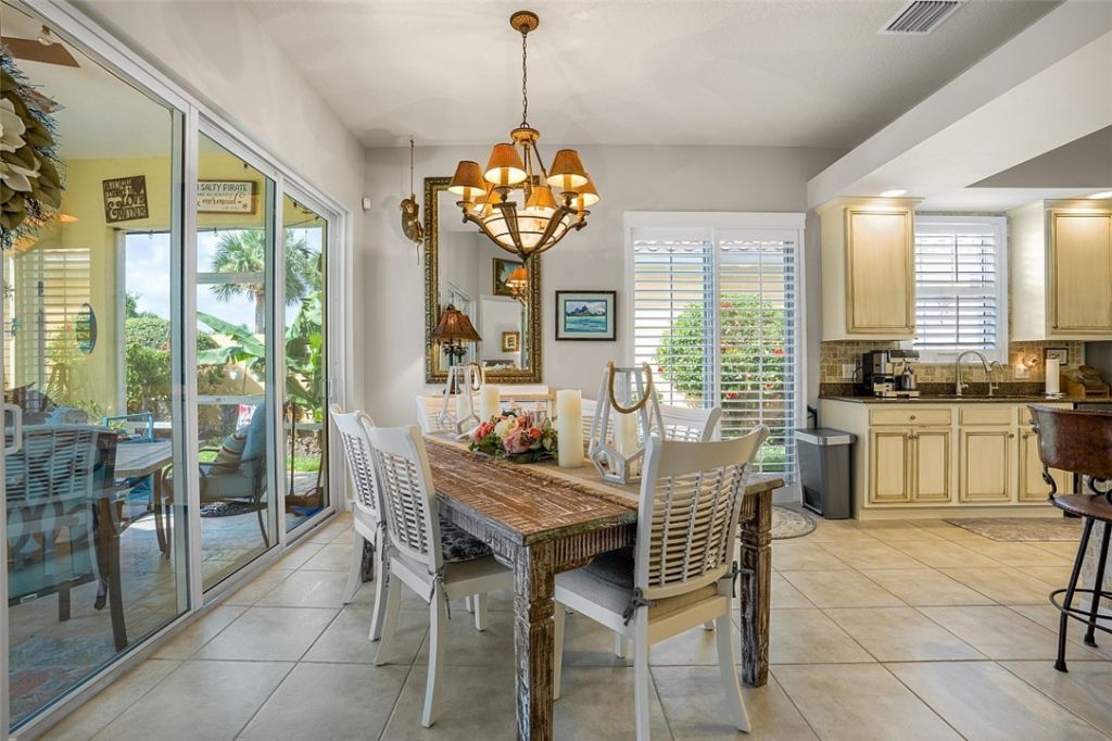 5186 Eleuthra Circle, Vero Beach, FL 32967 Photo