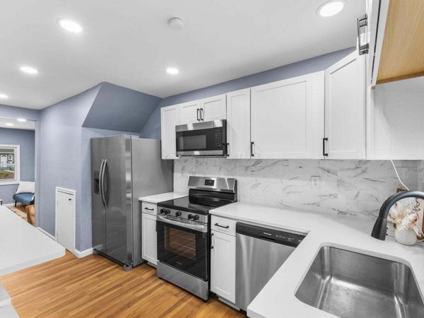 2173 Lexington Avenue , Columbus, OH 43211