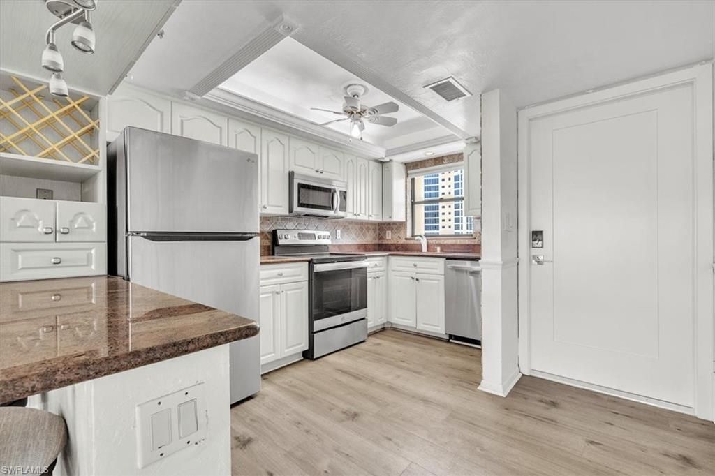 271 Southbay Dr, Unit 241, Naples, FL 34108 Photo