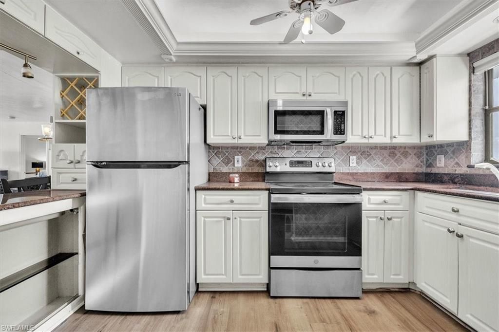 271 Southbay Dr, Unit 241, Naples, FL 34108 Photo