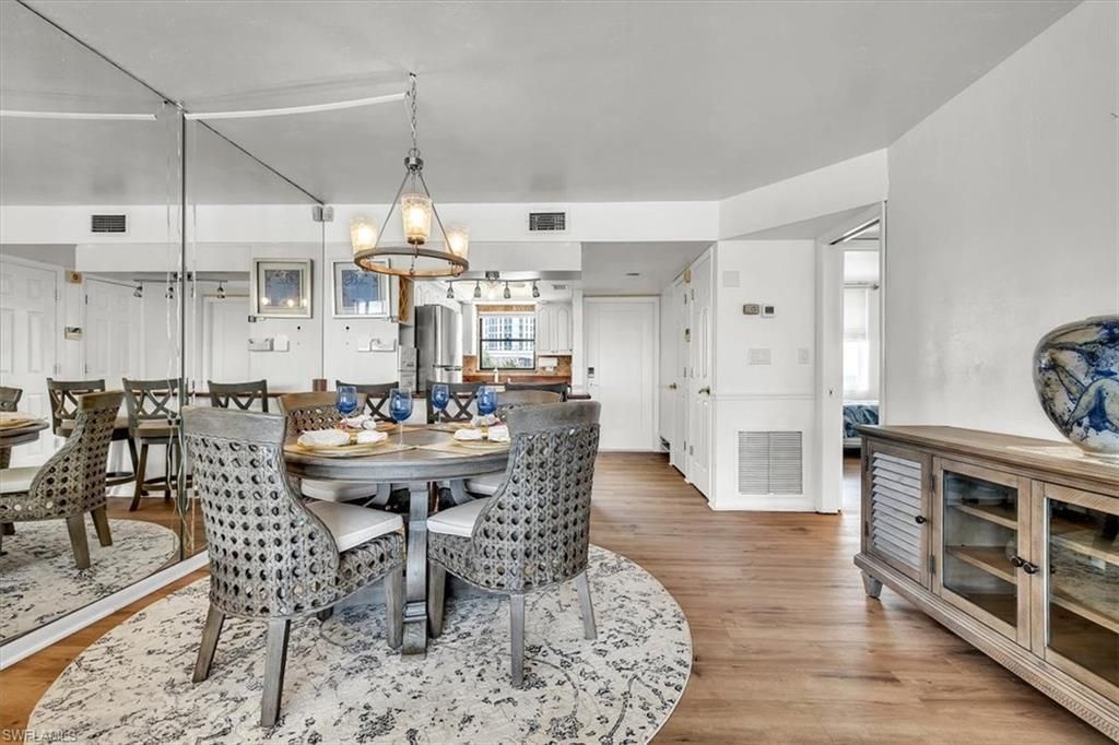 271 Southbay Dr, Unit 241, Naples, FL 34108 Photo