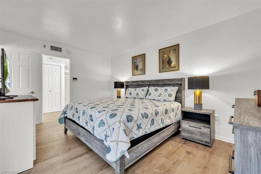 271 Southbay Dr, Unit 241, Naples, FL 34108 Photo