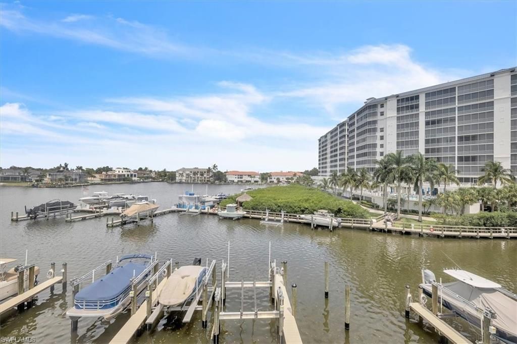 271 Southbay Dr, Unit 241, Naples, FL 34108 Photo