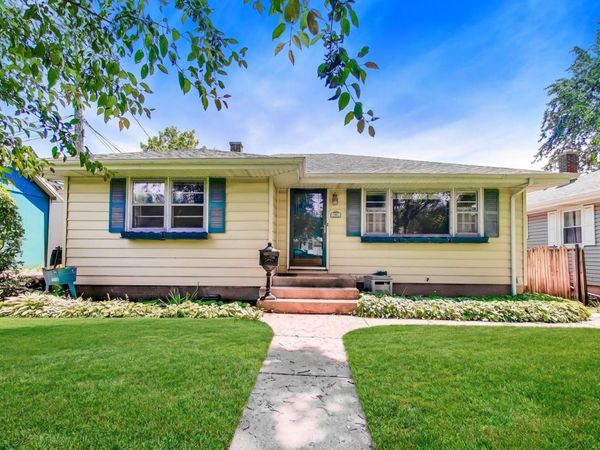 518 N William Street , Joliet, IL 60435