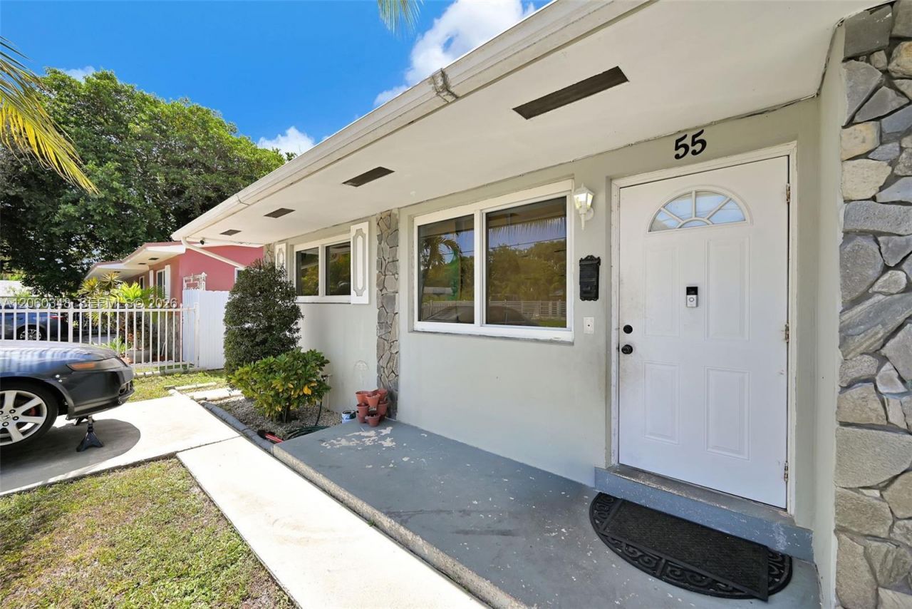 55 NE 165th St , Miami, FL 33162 Photo