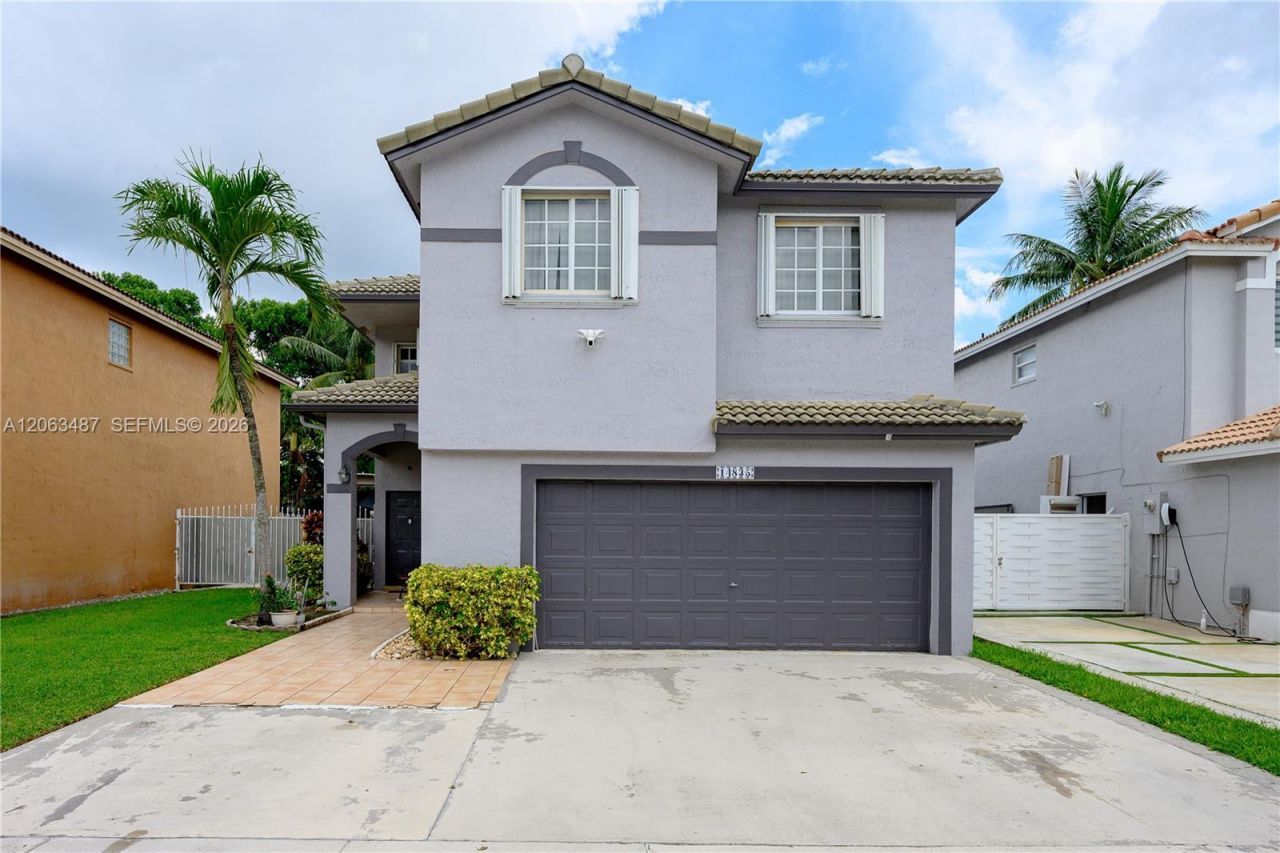 14835 SW 138th Ter, Miami, FL 33196 Photo