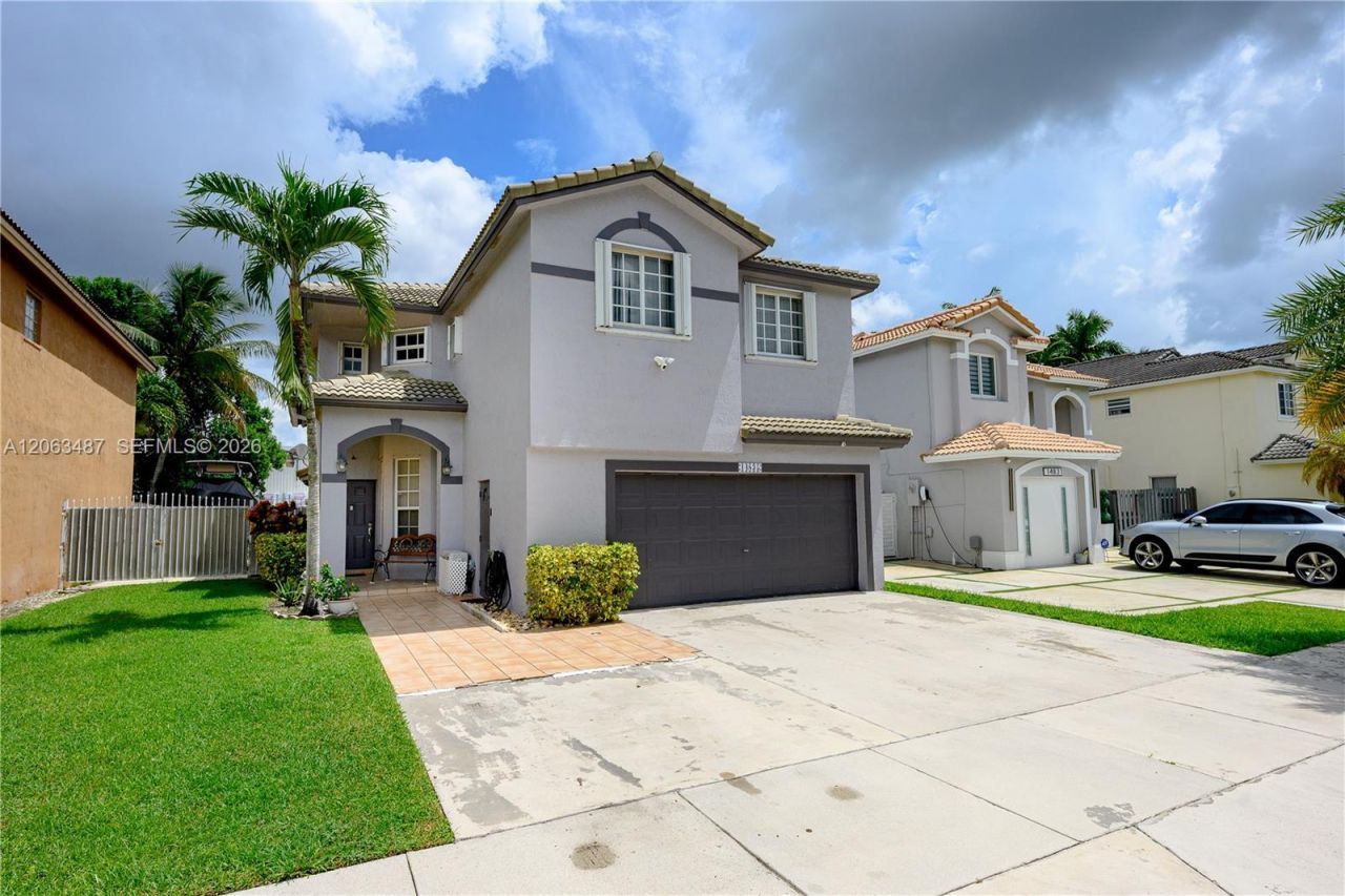 14835 SW 138th Ter, Miami, FL 33196 Photo