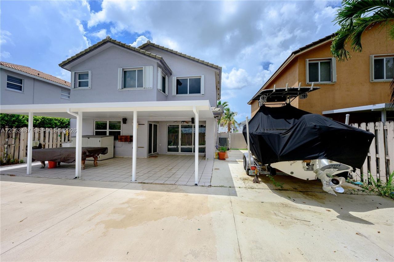 14835 SW 138th Ter, Miami, FL 33196 Photo