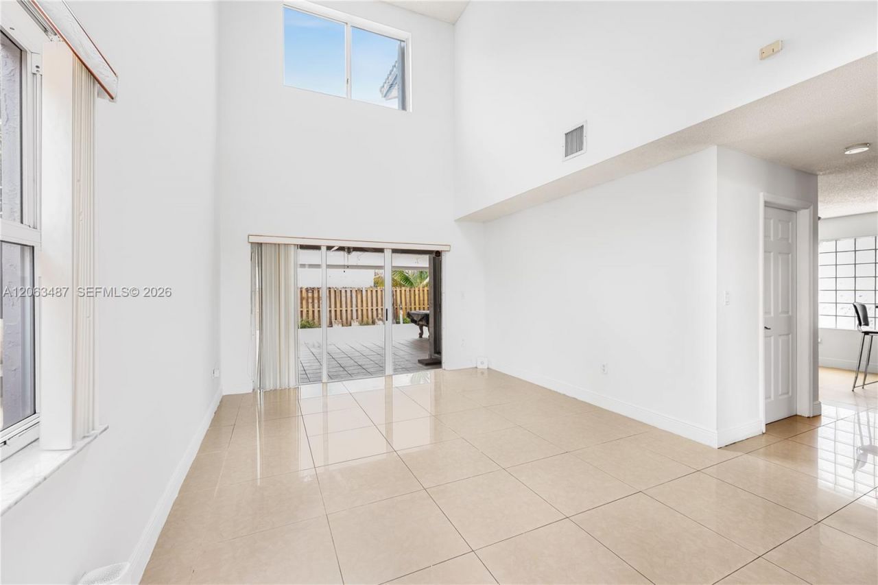 14835 SW 138th Ter, Miami, FL 33196 Photo