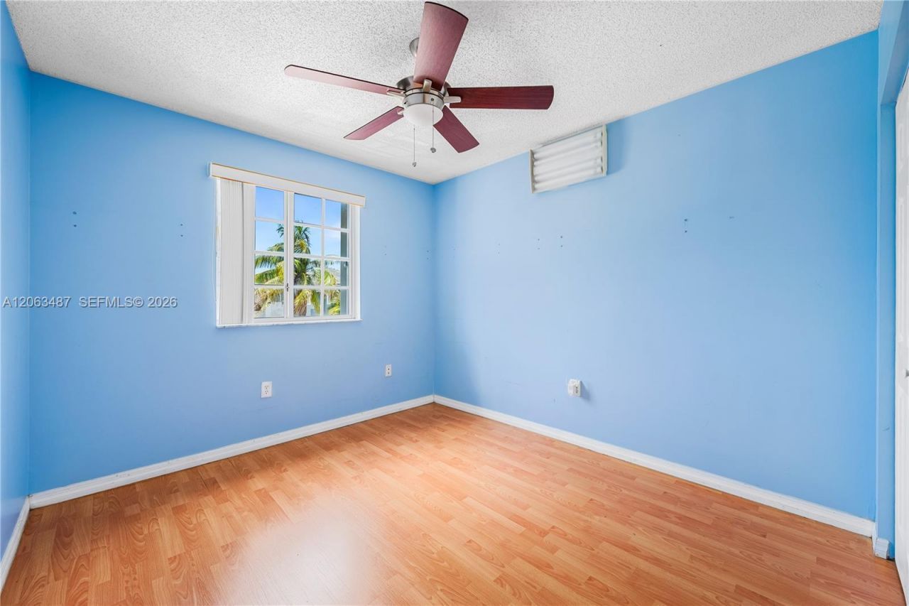 14835 SW 138th Ter, Miami, FL 33196 Photo
