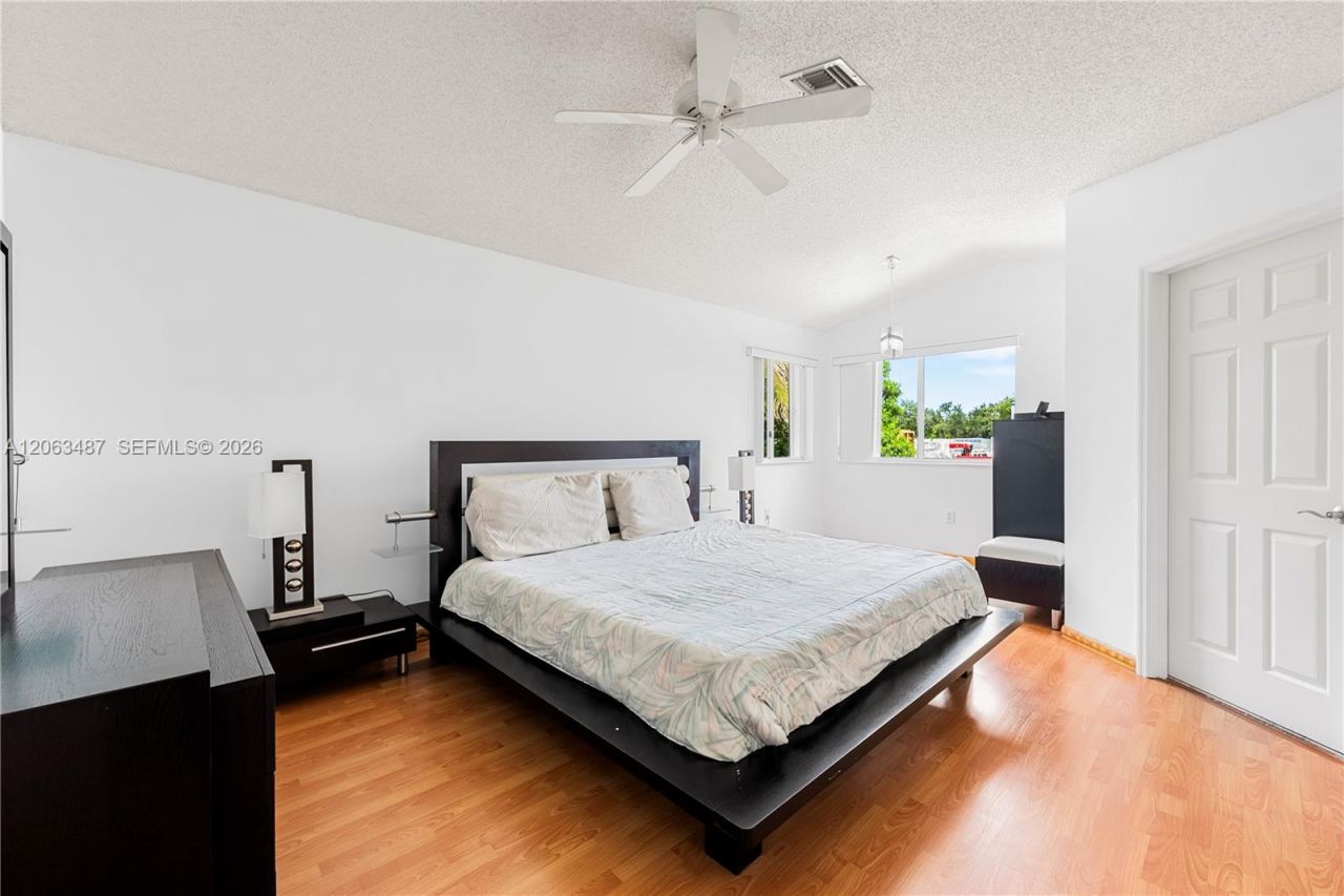 14835 SW 138th Ter, Miami, FL 33196 Photo